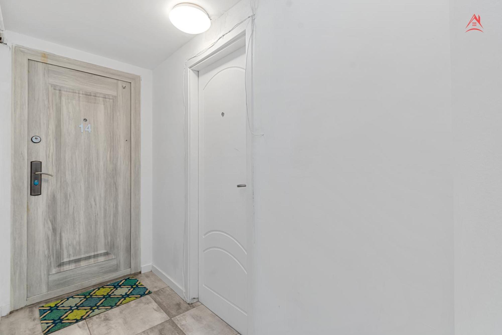 Central Town Cosy Apartment Bucureşti Ngoại thất bức ảnh
