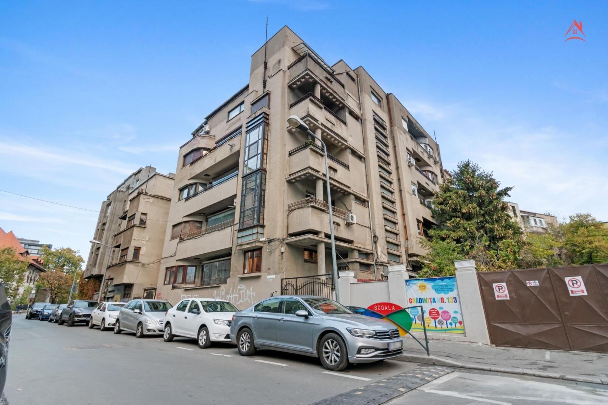 Central Town Cosy Apartment Bucureşti Ngoại thất bức ảnh
