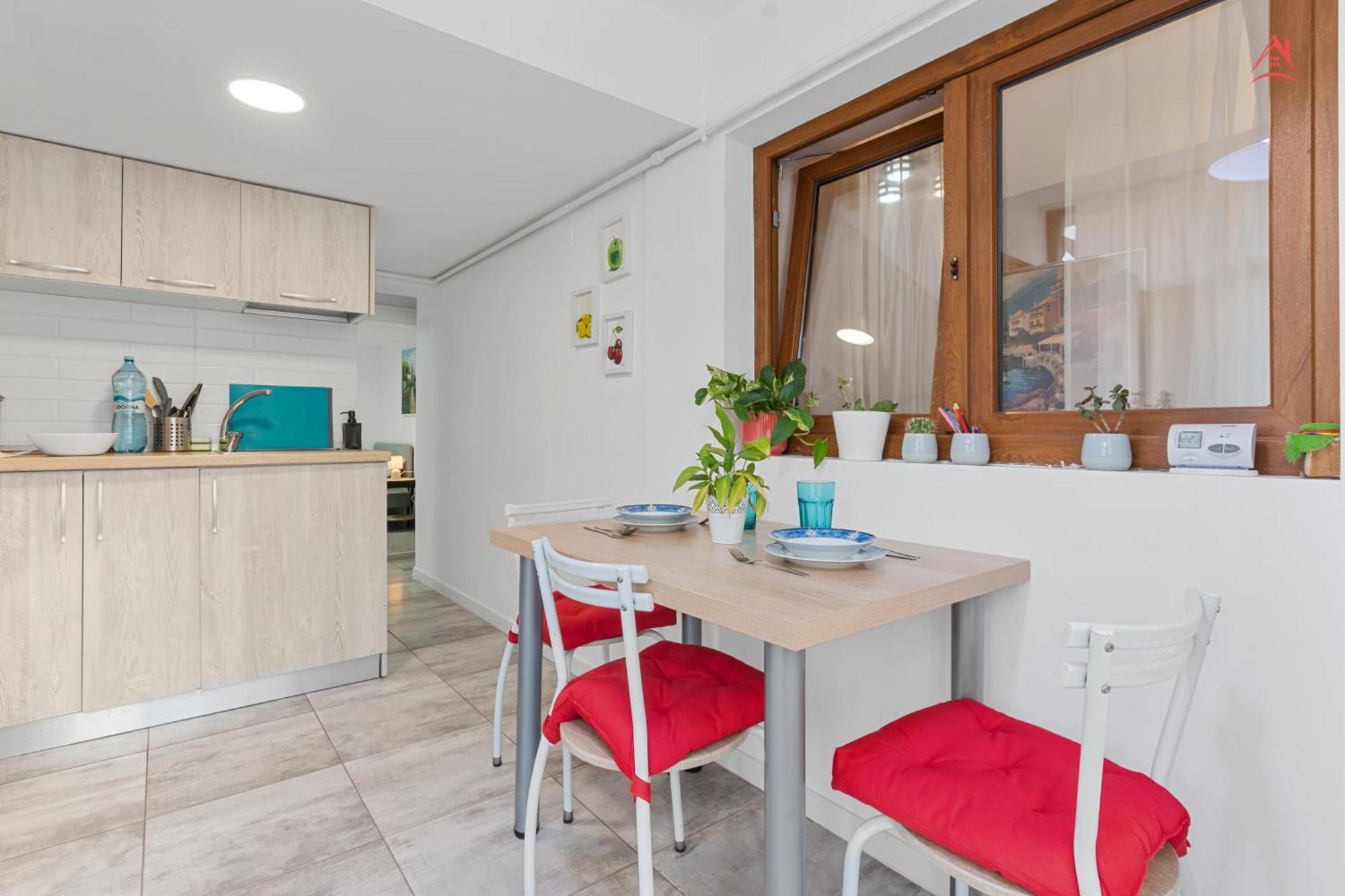 Central Town Cosy Apartment Bucureşti Ngoại thất bức ảnh